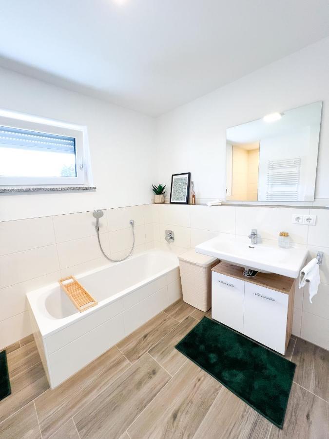 Sunset Club - Suite L Balkon - Kueche - Parkplatz Memmingen Dış mekan fotoğraf